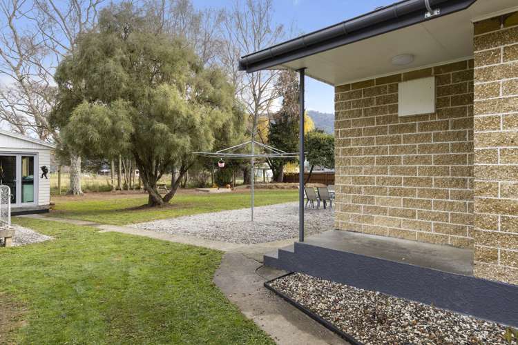 1112 Queen Charlotte Drive Anakiwa and Surrounds_23