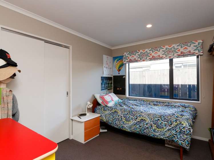 176 Pacific Drive Fitzherbert_14