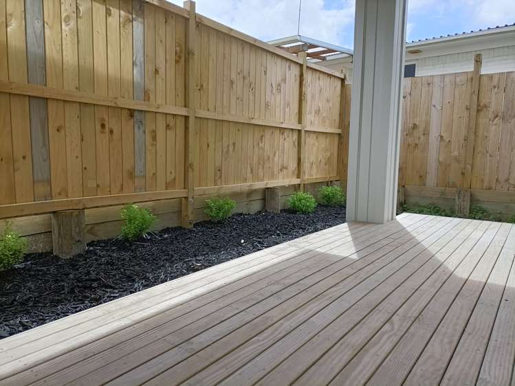 10b Roberts Road Te Atatu South_8