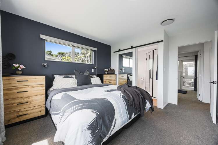 22 Whangaparaoa Road Red Beach_18