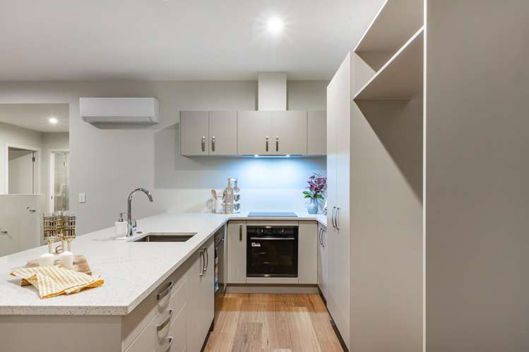 8 Tradewinds Drive Whitby_6