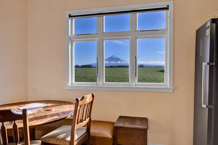 1099 Normanby Road Manaia_17