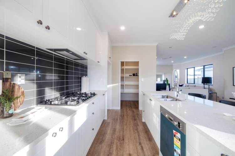 8 Lewis Younie Road Kumeu_12