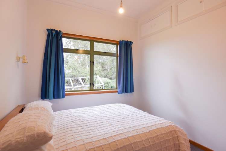 24 Stephen Road Browns_14