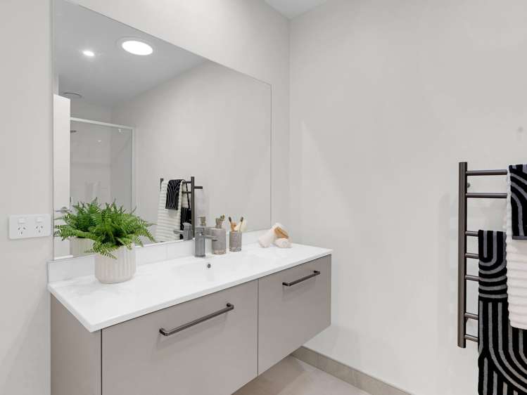 Unit 1-7 Terrace F_9