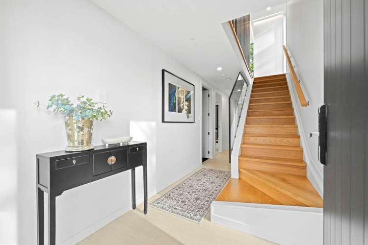 1/30 Clonbern Road Remuera_17
