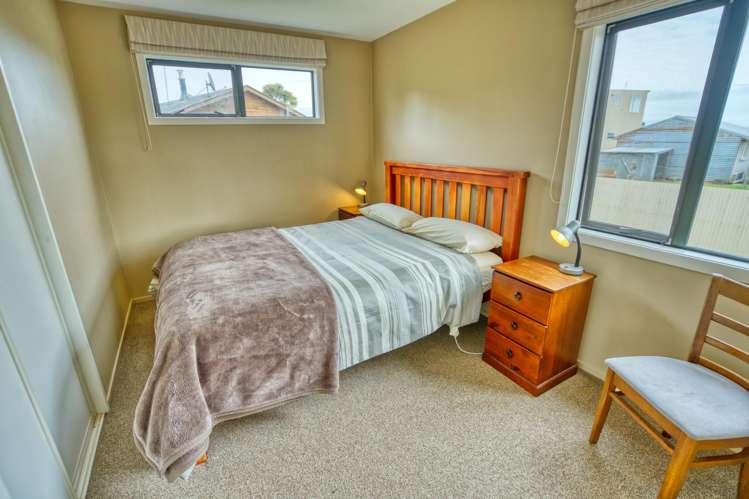 4 Russell Street Okarito_18