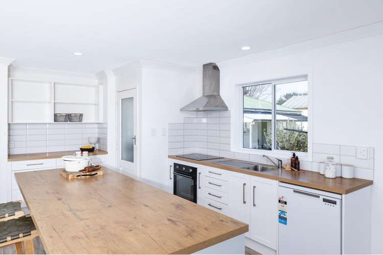 61A Makoura Road_0