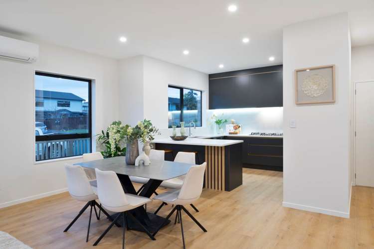 5A,5B,5C Patrice Place Massey_13