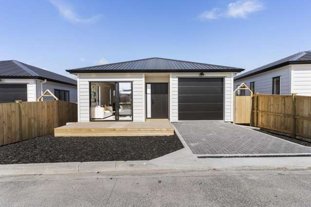 75 Tributary Parade Karaka_1