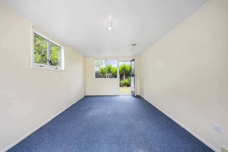 2/37 Mildmay Road Henderson_9