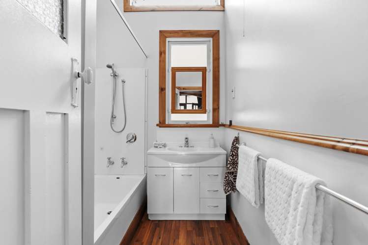 104 Neidpath Road Mornington_21