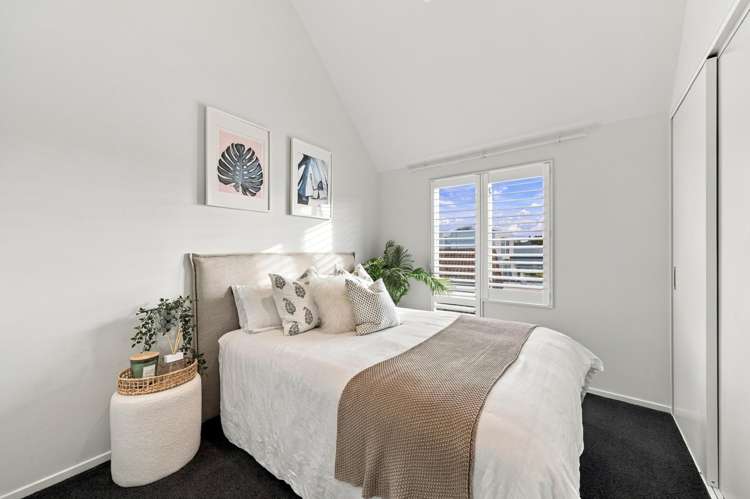 74 Office Road Merivale_13
