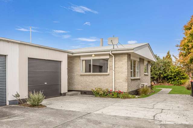 Freshly Updated and Great Central Location!