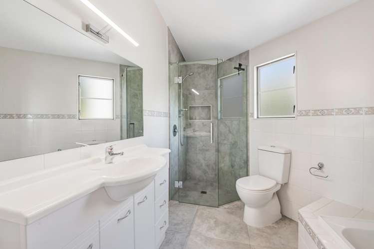 9 Roseville Road Gulf Harbour_19