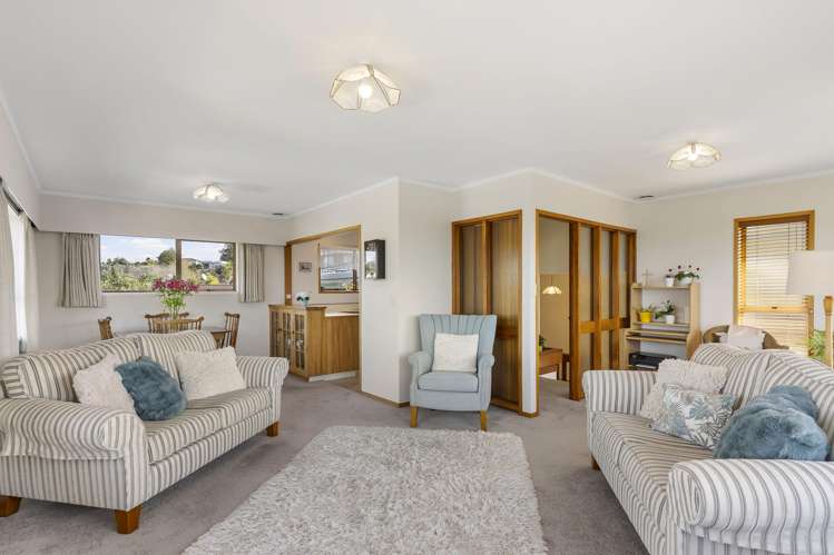 8 Helvetia Drive Browns Bay_8