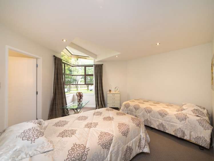 4 Grand Oaks Drive Awapuni_12