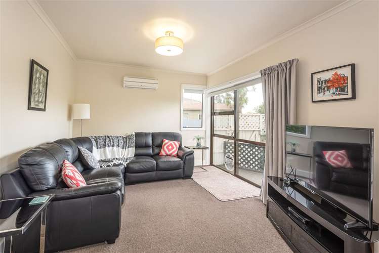 1/25 Celia Street Redcliffs_8
