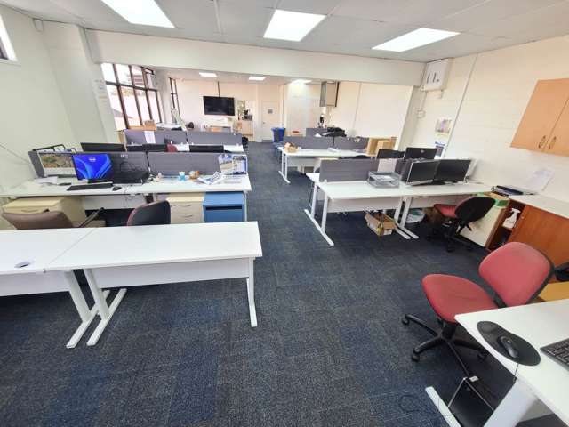 OTAHUHU SPACE FOR ASSIGNMENT OF LEASE