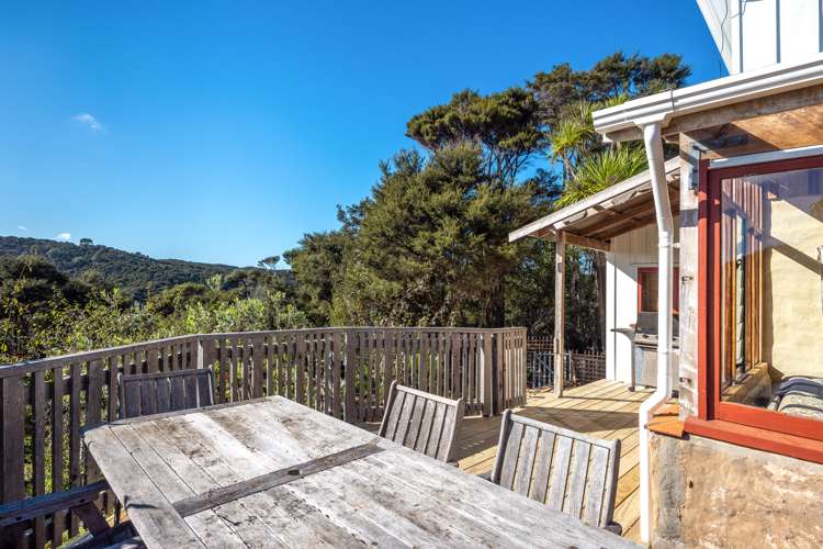 175 Orapiu Road Waiheke Island_17