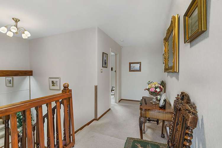 1/32 Takahe Drive Cashmere_12