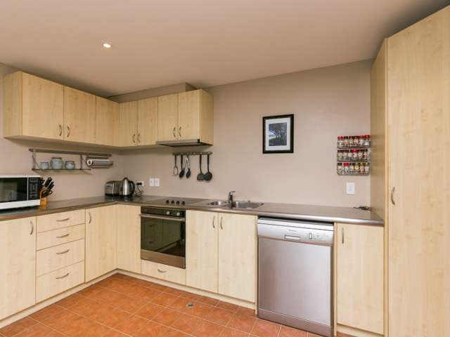 50/35 Pirie Street Mount Victoria_1