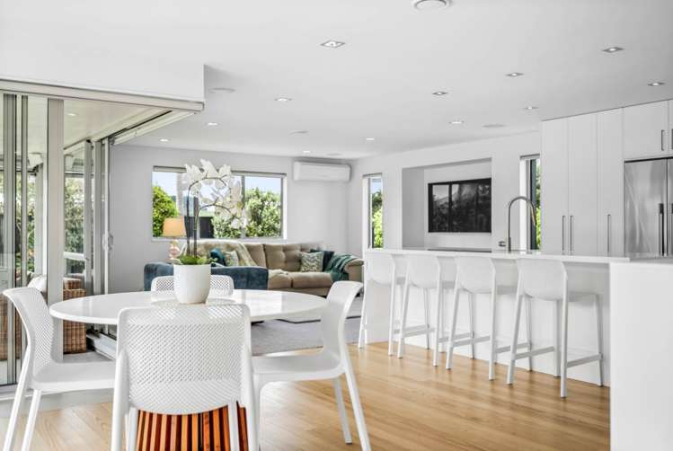 21 Constellation Avenue_5