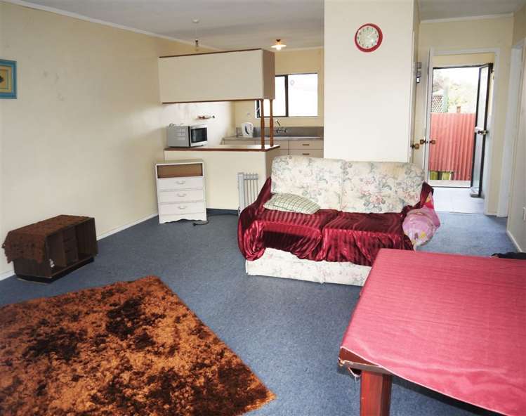 2/80 Marne Road Papakura_3