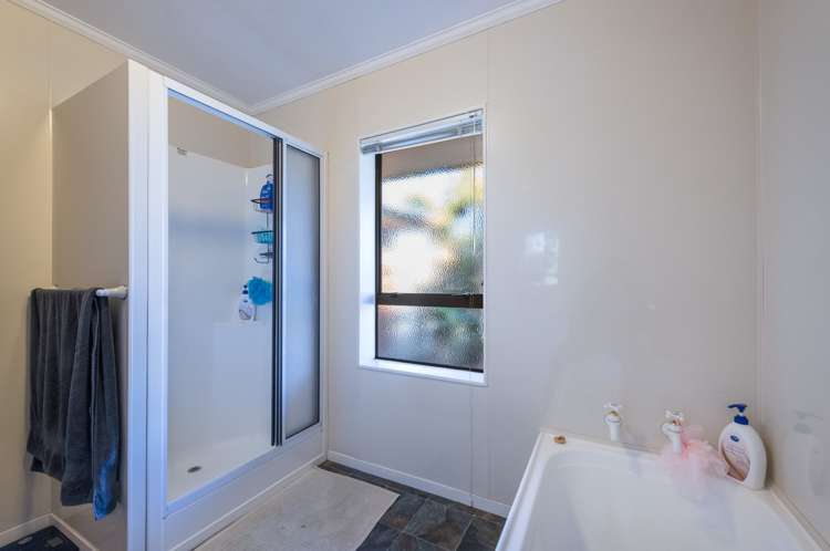 15 Masefield Street Stoke_14