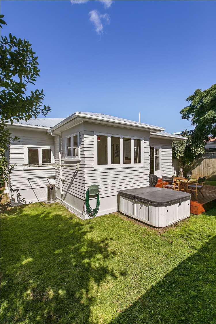 2/85 Rawhiti Road One Tree Hill_18