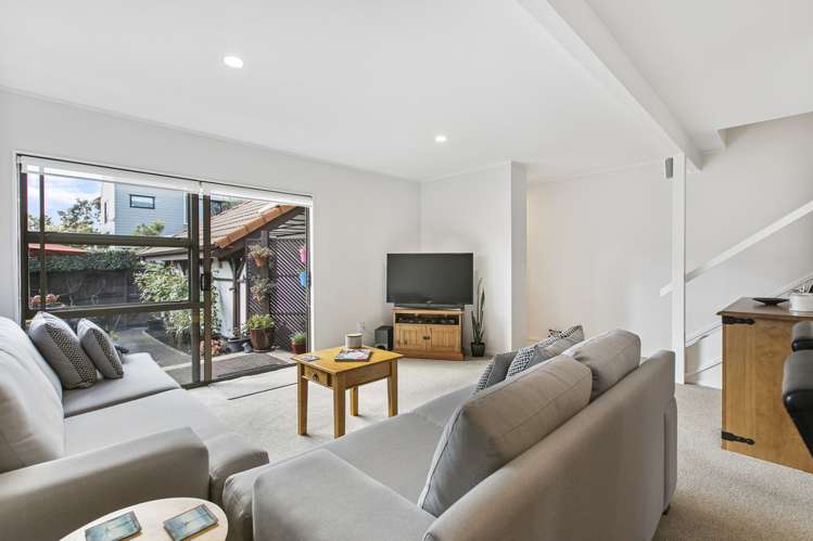 7b Barrack Road Mount Wellington_3