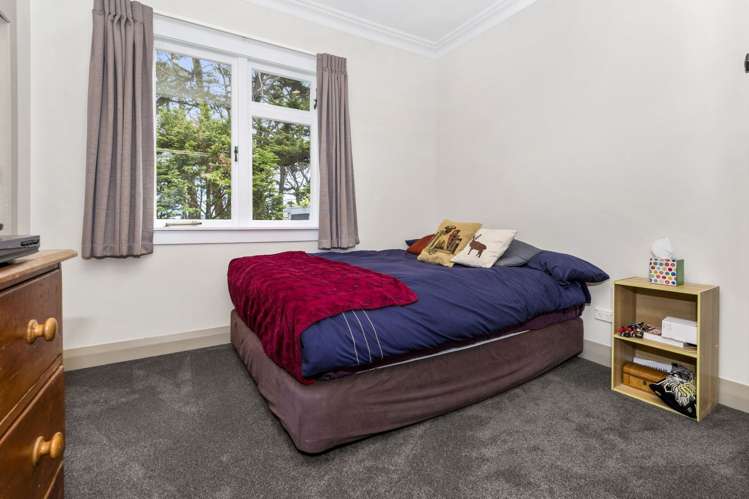 1437 Awhitu Road Pollok_11