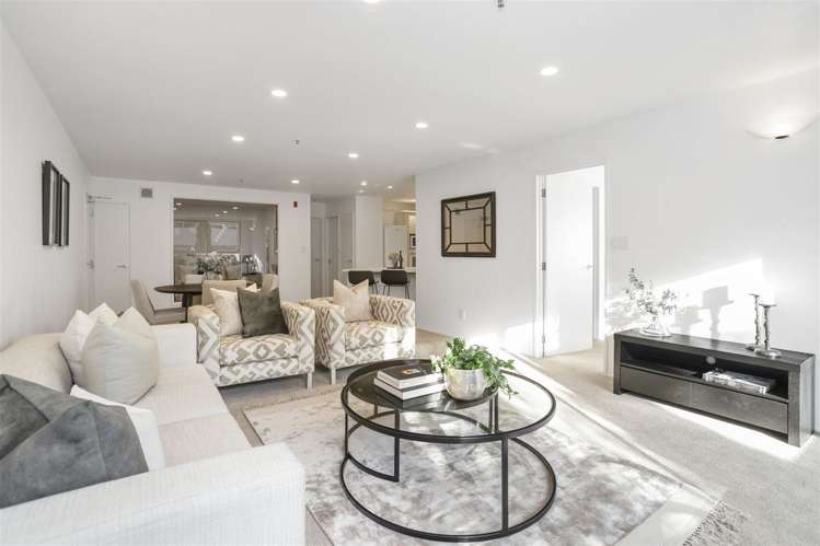 1G/175 Hurstmere Road Takapuna_3