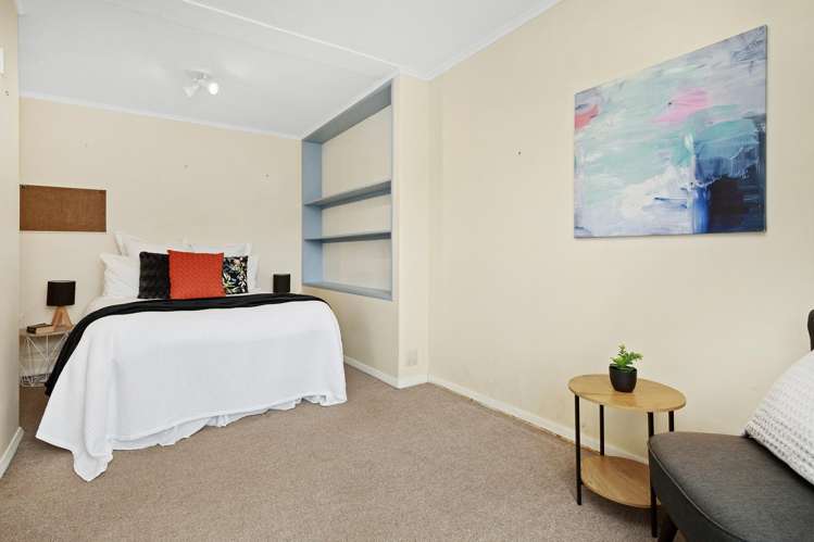 17 Lane Crescent Tawa_12