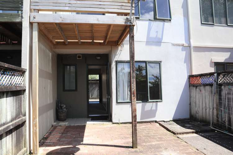 4/12 Ambrico Place New Lynn_20