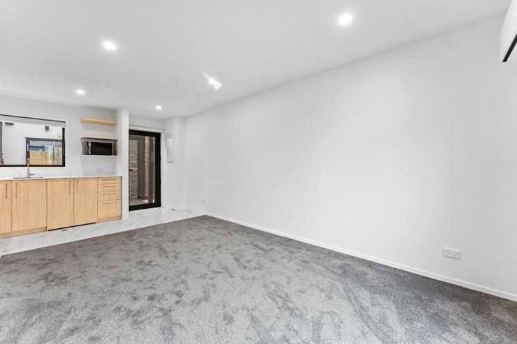  9/10 Fathom Place Te Atatū Peninsula_2