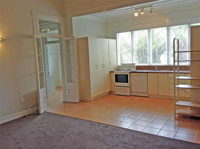 7/40 Clonbern Road Remuera_2