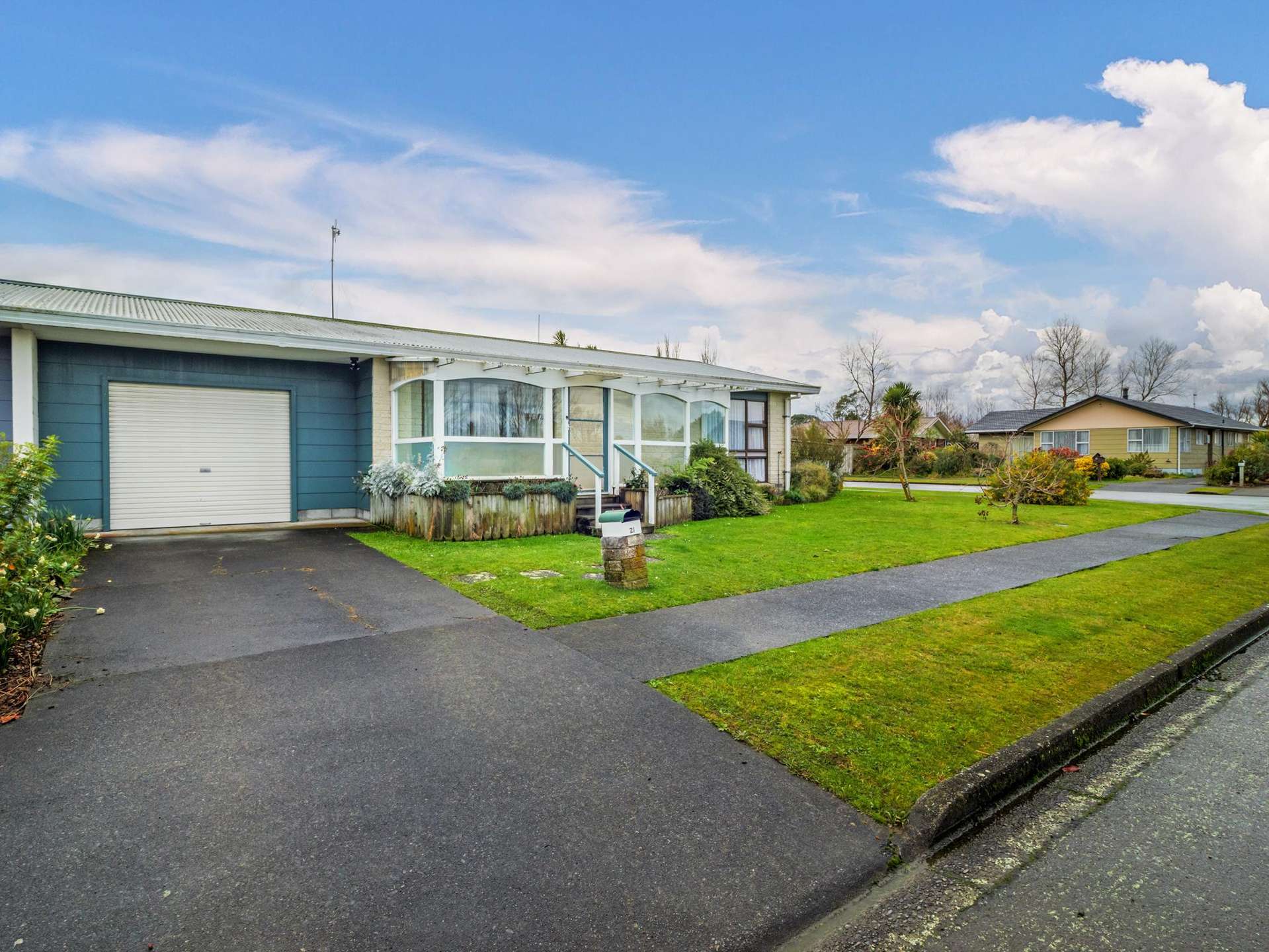 21 Sandstrom Grove Feilding_0