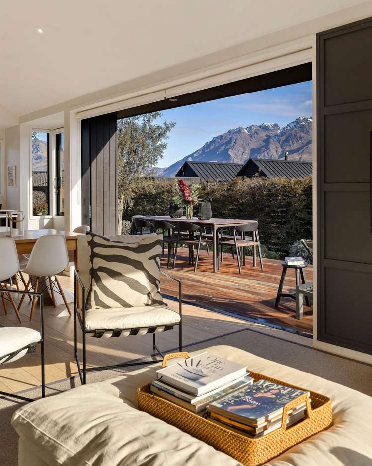 6 Fife Court Jacks Point_2