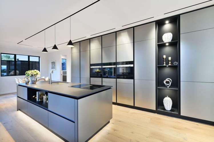 138B Paritai Drive_5