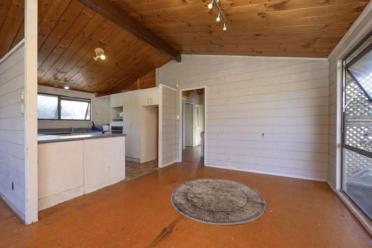 53 Zita Maria Drive Massey_7