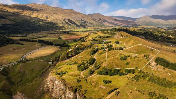 80 Toka Road Dalefield/Wakatipu Basin_1