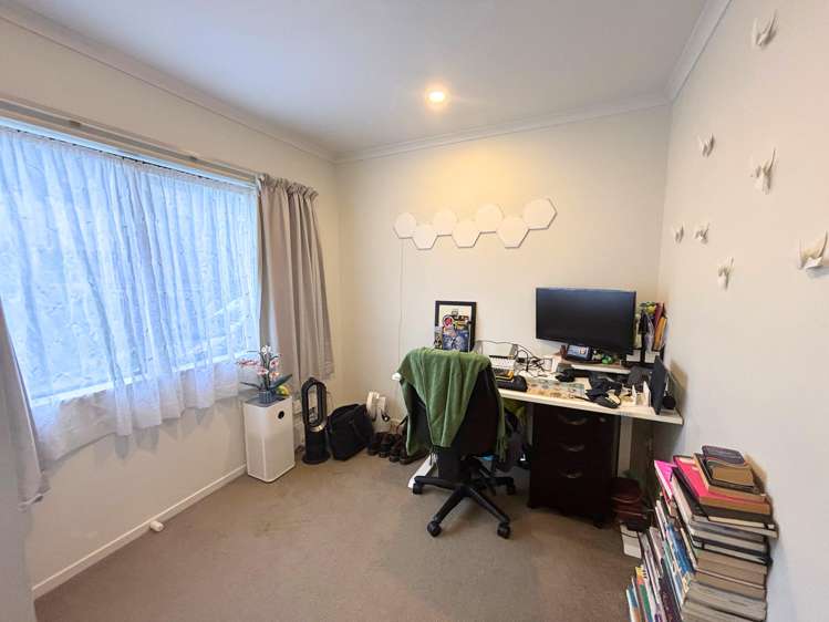 5D Pyramid Place Glen Eden_5