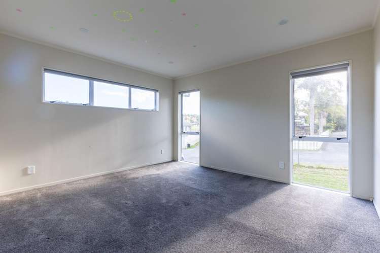 115 Athena Drive Totara Vale_16