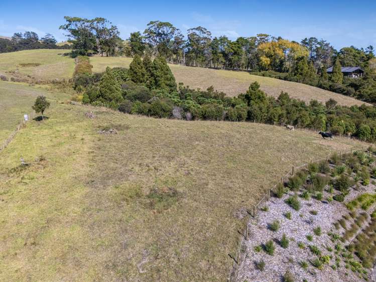 16 Rauhori Road Makarau_13