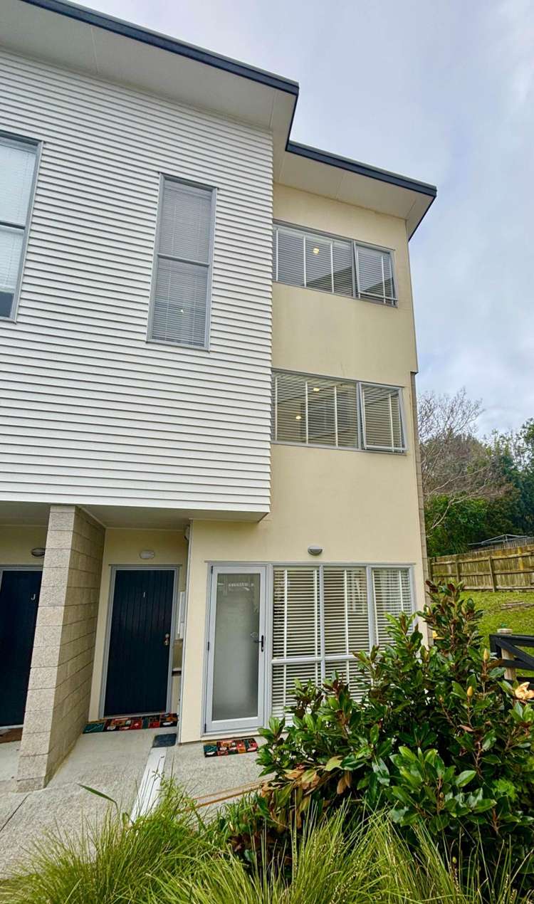 592I Whangaparaoa Road_0