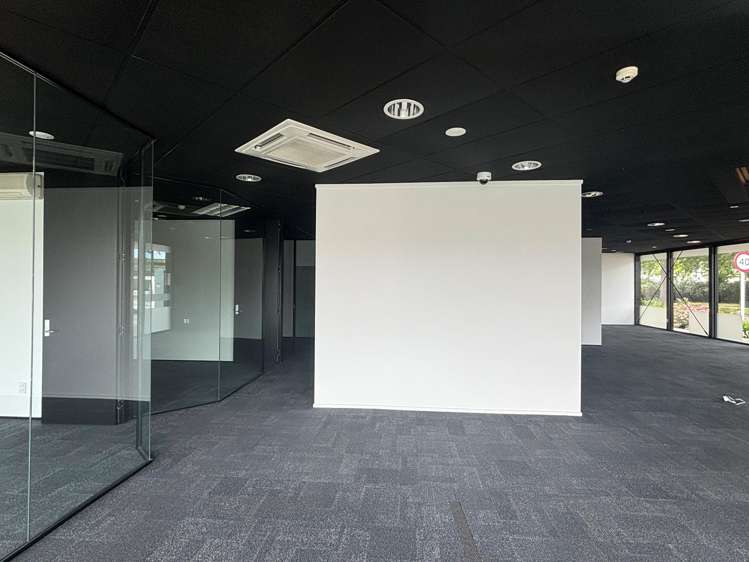 2 Main North Road Papanui_5