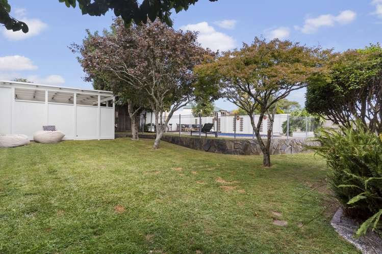 12 Fairleigh Avenue Mount Albert_32