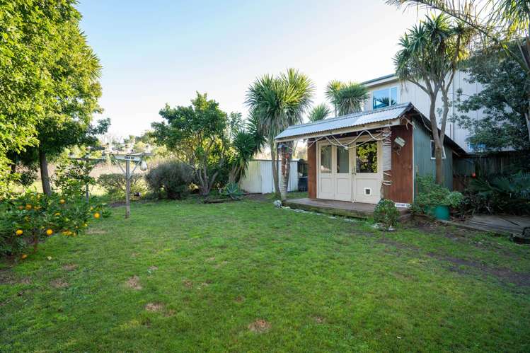 28 Cedar Road Te Awanga_16