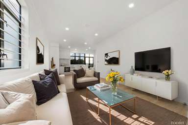 68/1 Ambrico Place_1